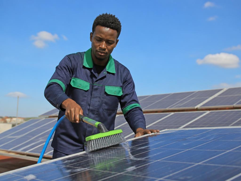 Nadiifinta solar-ka